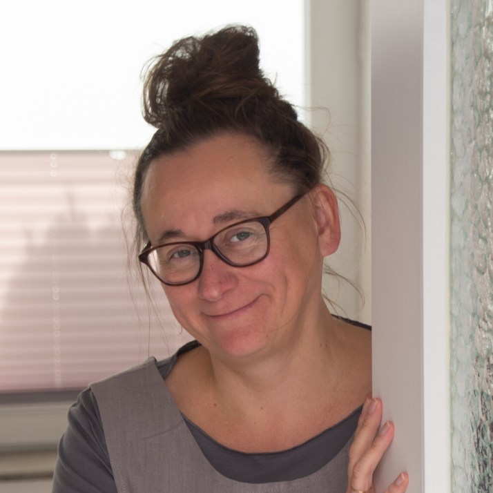 Vom Kinder-Arztkoffer zur eigenen Heilpraktiker-Praxis: Wie Sandra Krops digital durchstartet